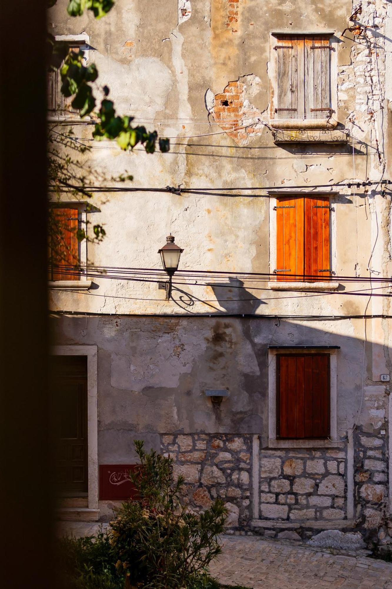 Montalbano Gem - Heritage Studio With Airy Vibes Rovinj Exterior photo